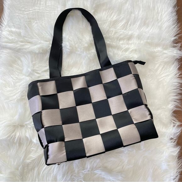 Unbranded | Seatbelt Bag Black & Grey Shoulder Purse Classic Original Halloween - Picture 1 of 9